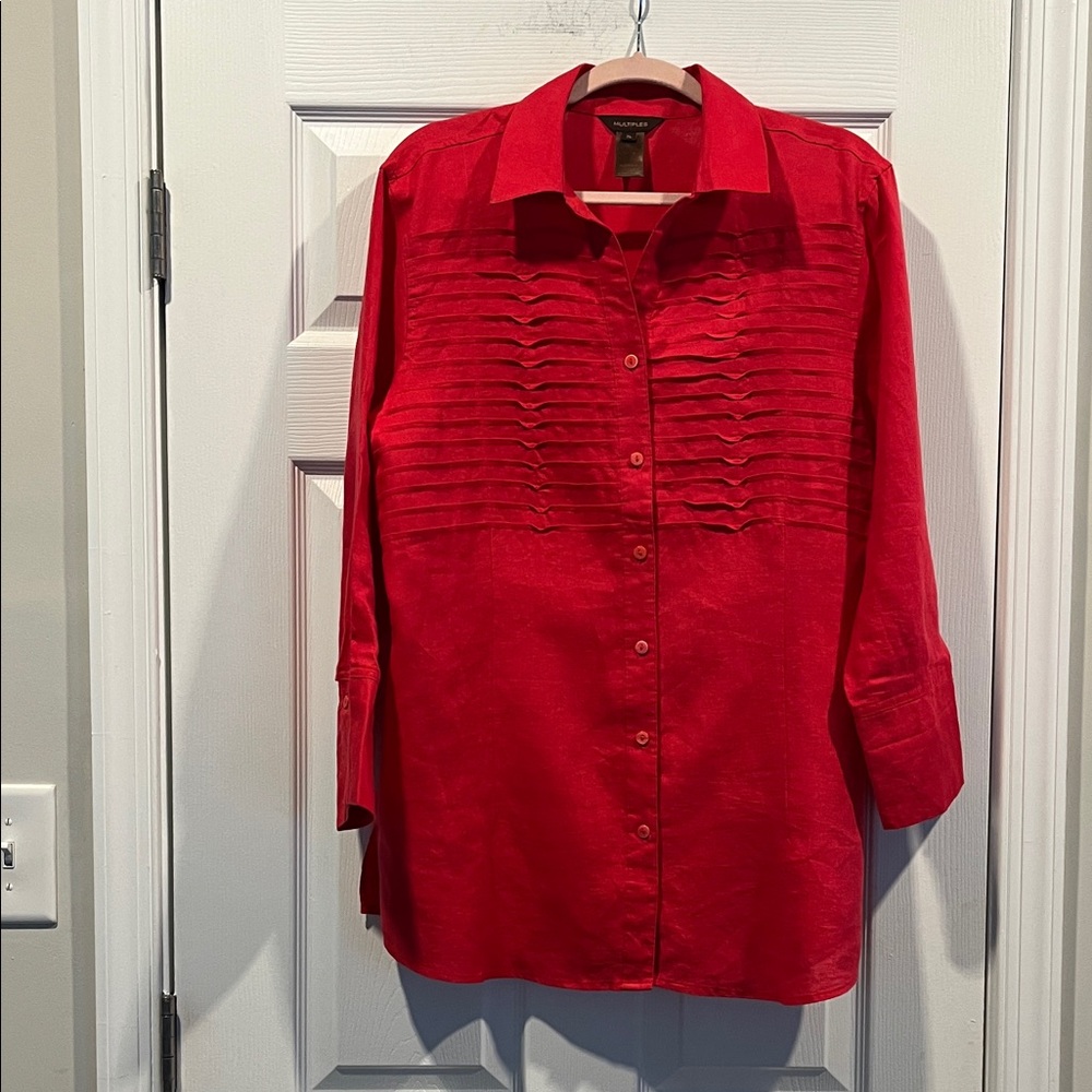 Multiples Scarlet Pleated Blouse 3/4 Sleeves.β 100% Linen Material. Size XL